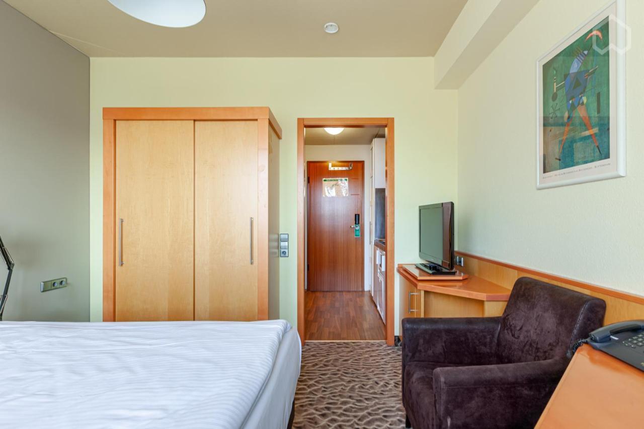 Doblergreen Hotel Stuttgart-Gerlingen Bagian luar foto