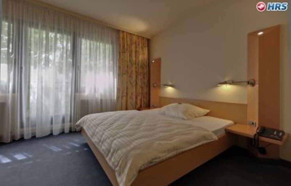 Doblergreen Hotel Stuttgart-Gerlingen Bagian luar foto